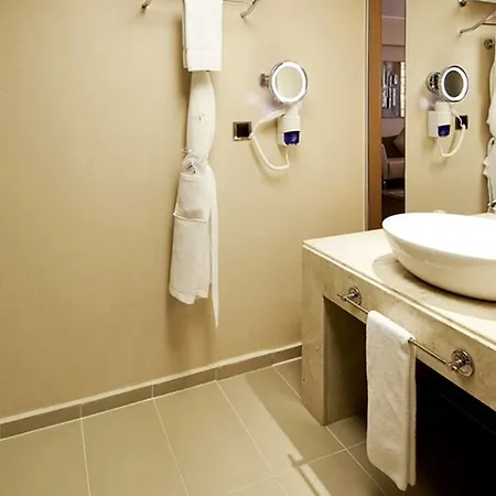 Anemon Grand Hotell 5*