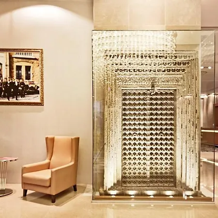 Hotel Anemon Grand