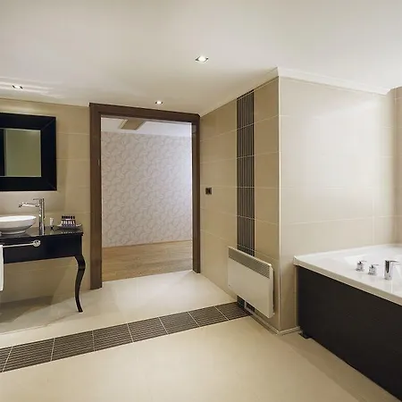 Anemon Grand 5* Konya