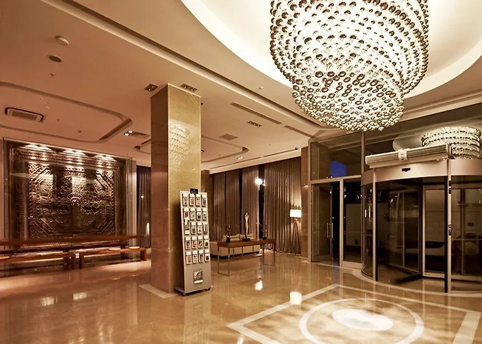 Anemon Grand Hotel 5*